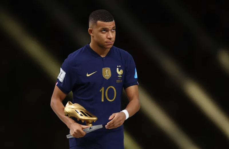 Kylian Mbappé giành danh hiệu Vua phá lưới World Cup 2022 với 8 bàn thắng.